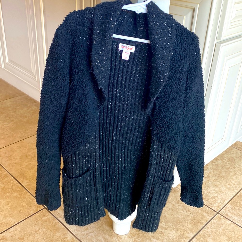 Girls black with gold sparkle Cat and Jack sweater. Size 6/6X